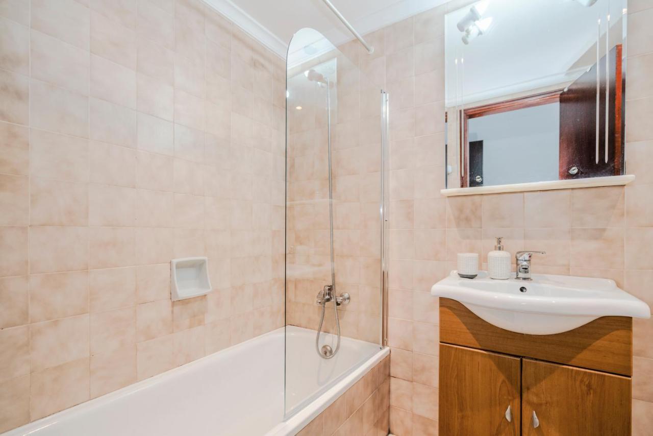 Lovely 1Bed Flat Short Walk To The Marina Vilamoura Quarteira Buitenkant foto