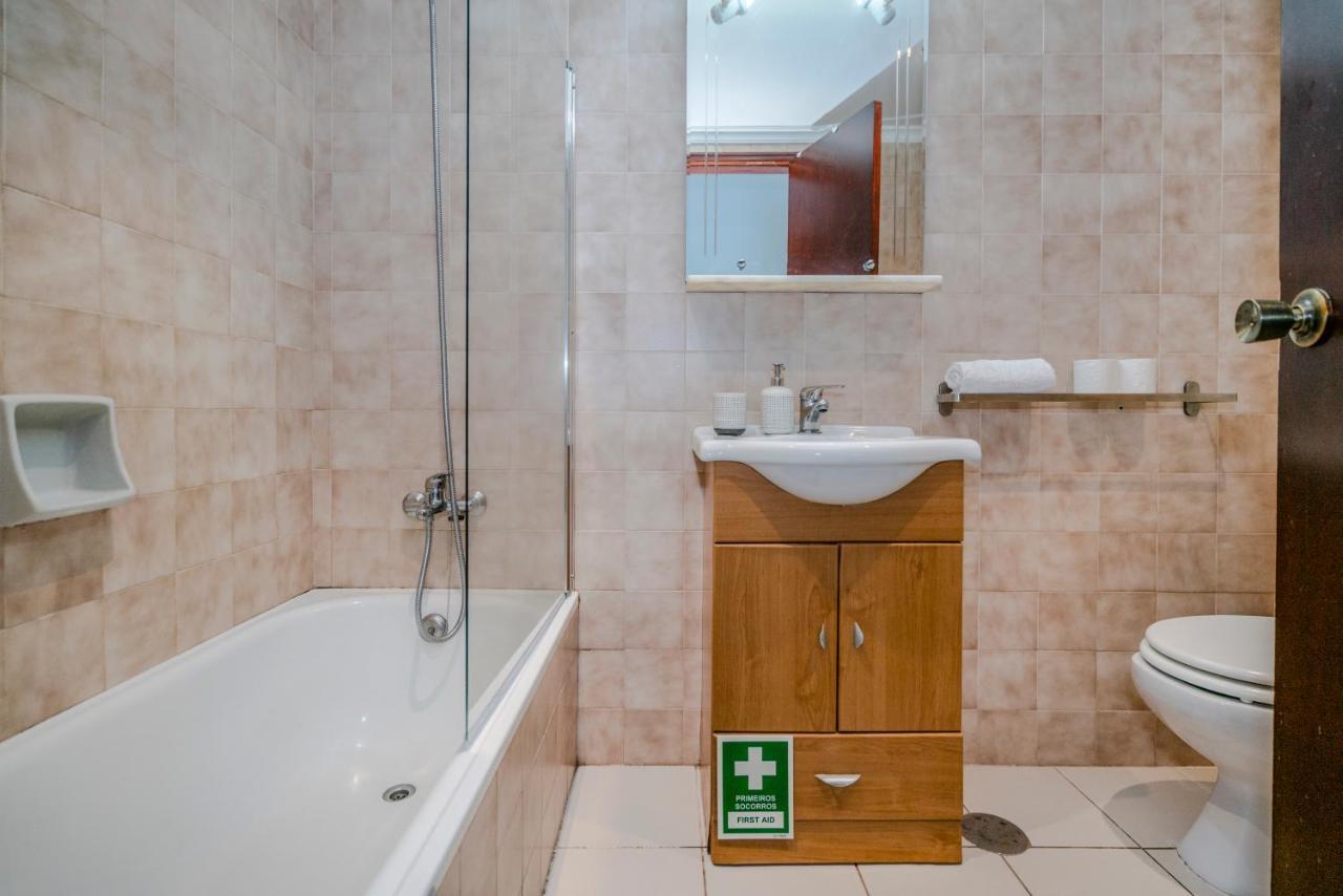 Lovely 1Bed Flat Short Walk To The Marina Vilamoura Quarteira Buitenkant foto