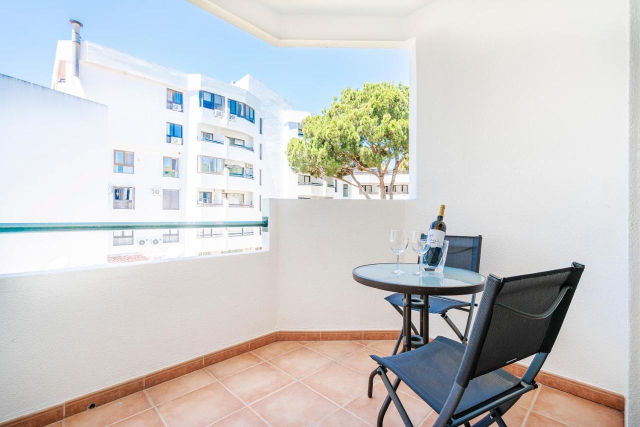 Lovely 1Bed Flat Short Walk To The Marina Vilamoura Quarteira Buitenkant foto