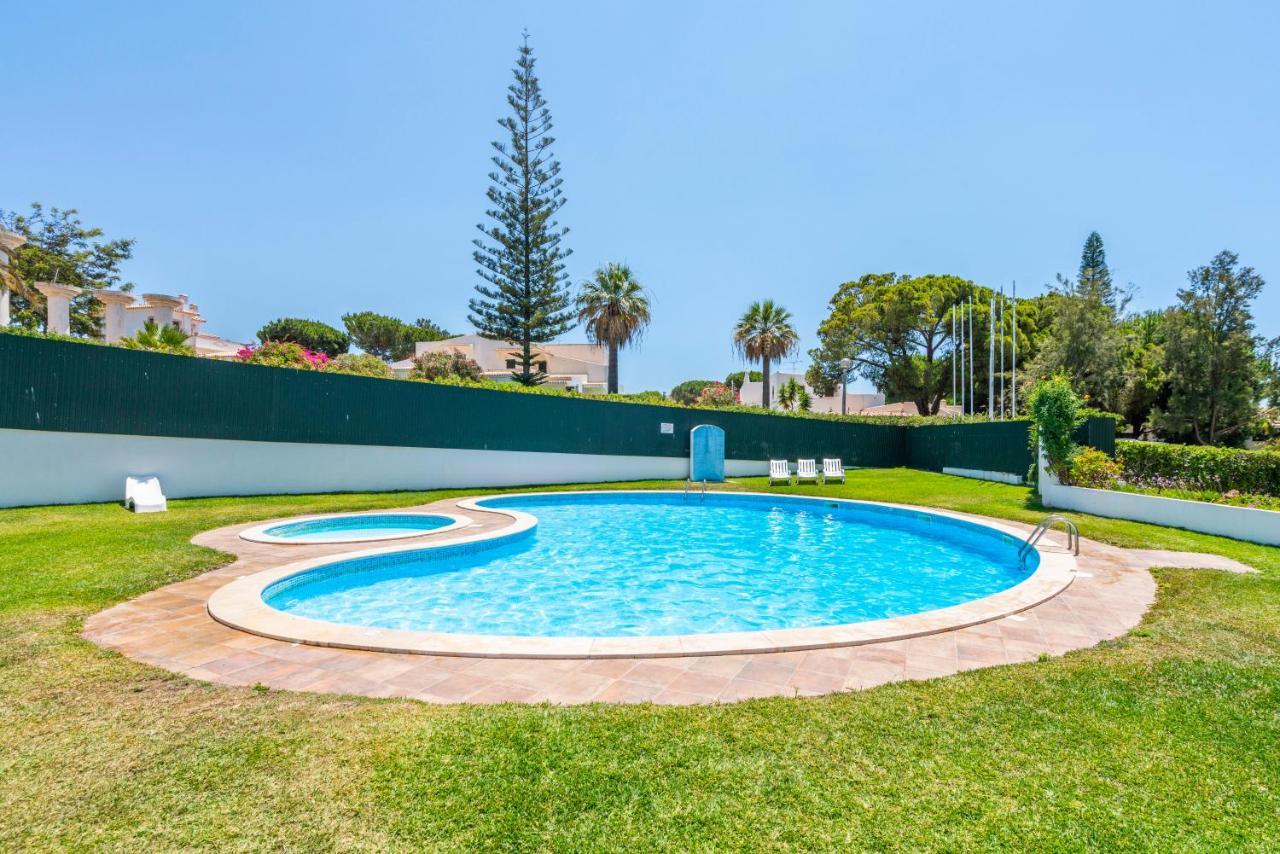 Lovely 1Bed Flat Short Walk To The Marina Vilamoura Quarteira Buitenkant foto